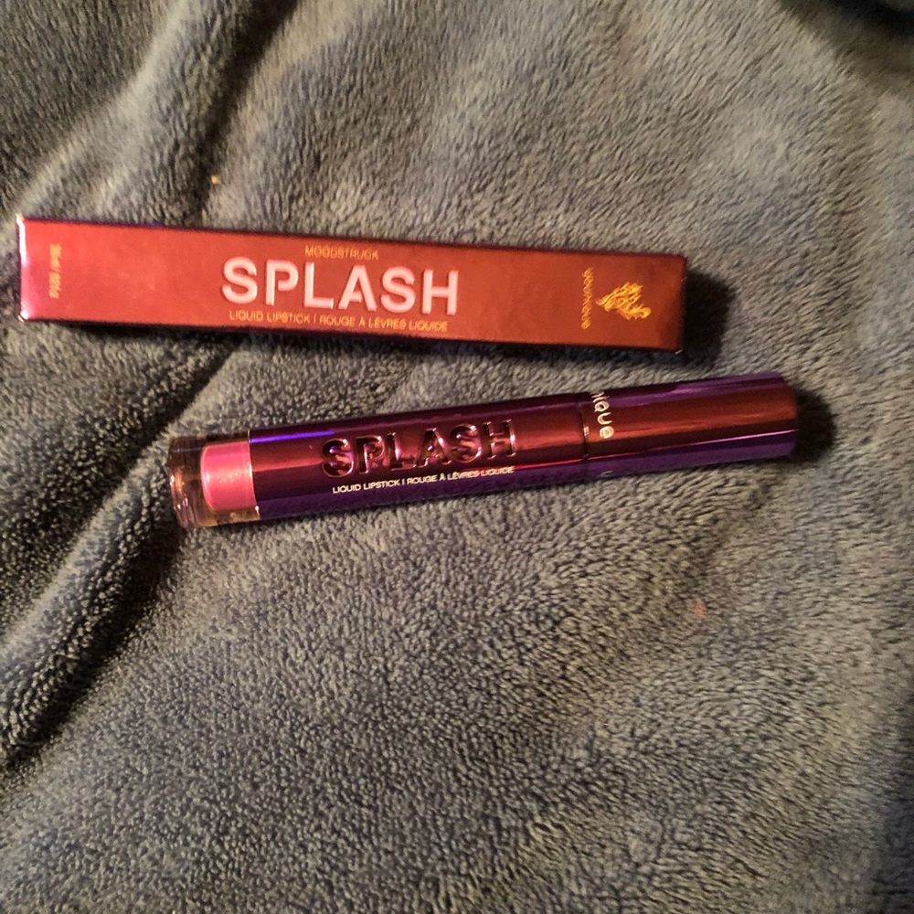 Younique Lipstick